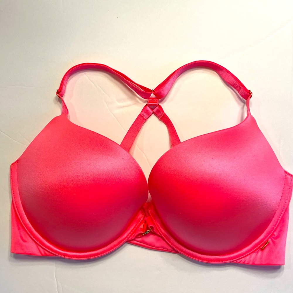 Victoria’s Secret Very Sexy Push Up Bra 34D Coral